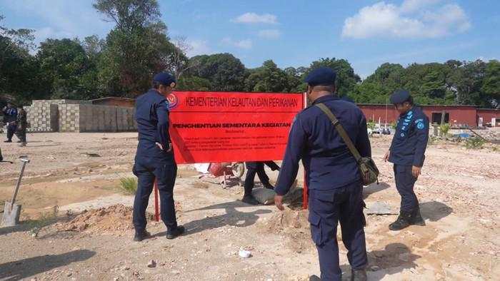 KKP Segel Proyek Reklamasi Ilegal di Dua Pulau Kecil Batam