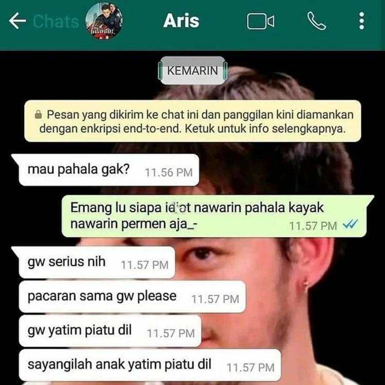 10 Chat Ditolak Gebetan, Malunya Sampai ke Ubun-ubun