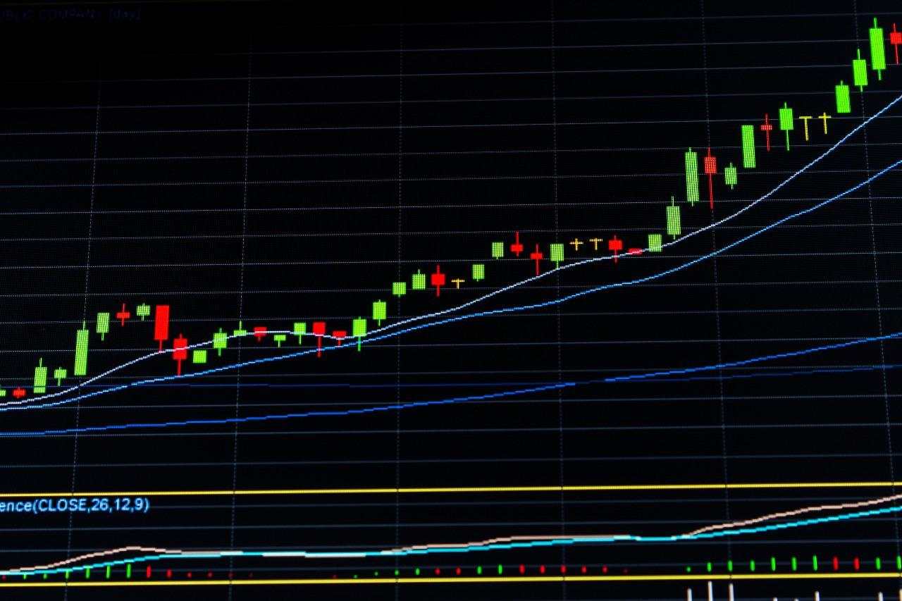 IHSG Berpotensi Menguat di Rentang 7.844-8.017, Saham BBRI-ELSA Layak Dilirik