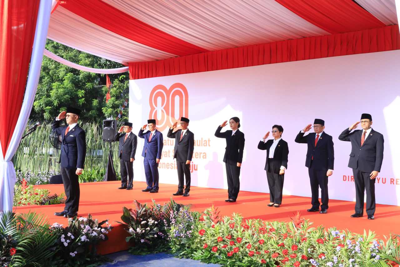 Siaran Pers: Pesan Kemerdekaan RI: Bersatulah Agar Berdaulat, OJK Gelar Upacara Peringatan Kemerdekaan RI Ke-80
