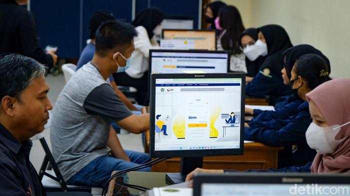 Ironi Pajak RI, Orang Kaya Raya Bayar Lebih Sedikit