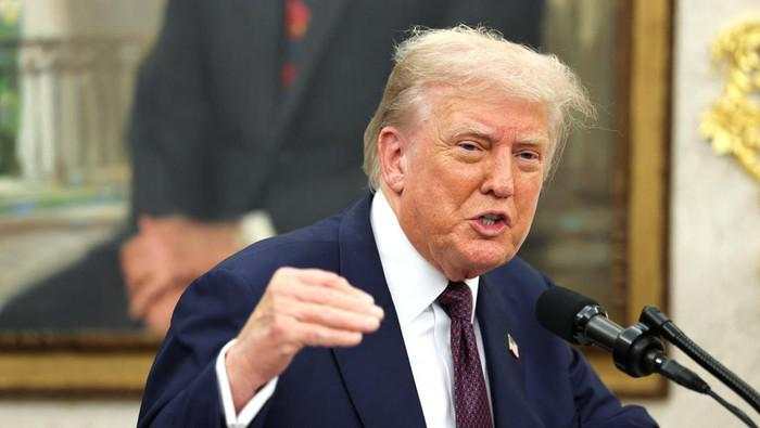 Takluk ke Trump, Apple Bakal Bangun Pabrik di AS