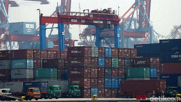 Neraca Perdagangan Juni Surplus US$ 4,10 M, Rekor 62 Bulan Berturut-turut
