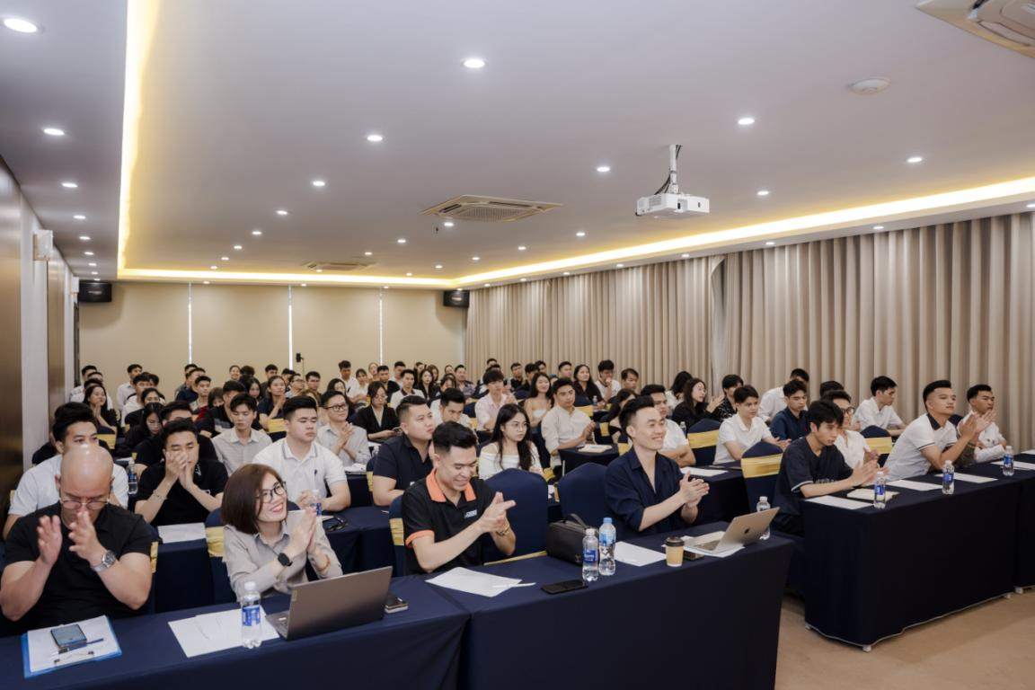 DBG Markets举办“实战销售技巧培训”TalkShow—— 助力团队销售力全面提升