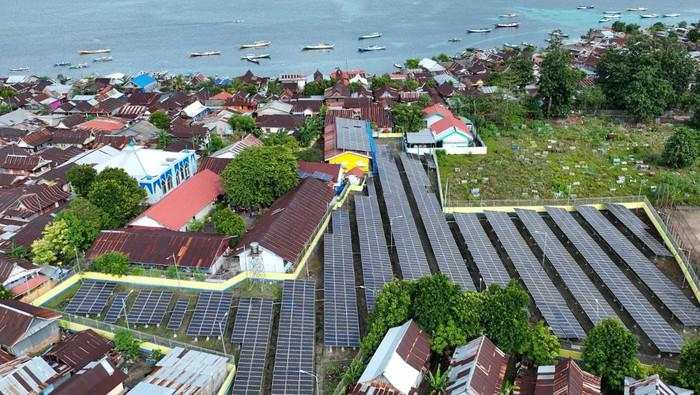 Bahlil Sebut PLTS 100 GW Mau Dibangun buat Kopdes Merah Putih