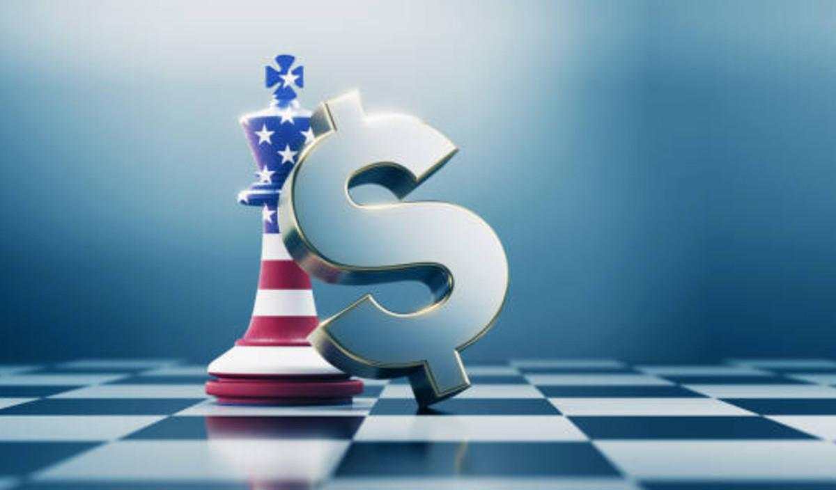 Dolar kembali mendominasi di panggung global
