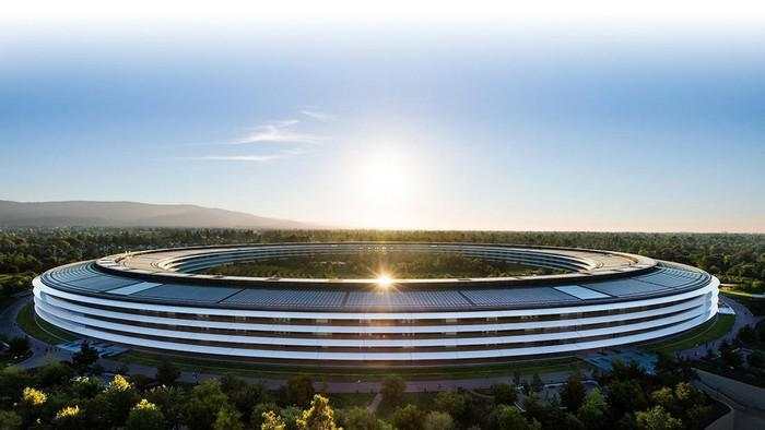 Apple Suntik Investasi Jumbo Rp 1.631 T di AS demi Hindari Tarif Trump