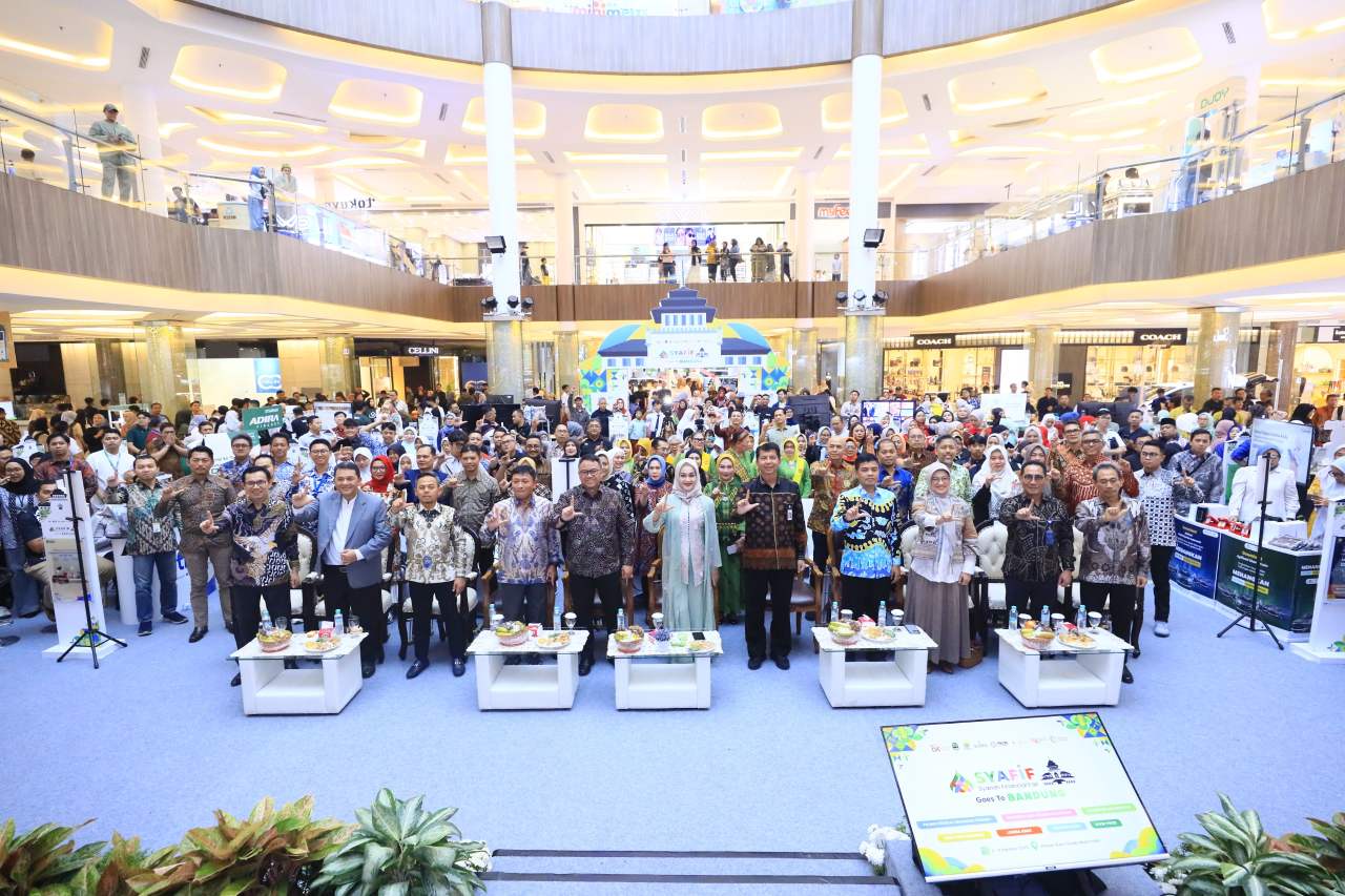 Siaran Pers: OJK Perkuat Inklusi Keuangan Syariah Melalui Syariah Financial Fair (SYAFIF) Goes To Bandung
