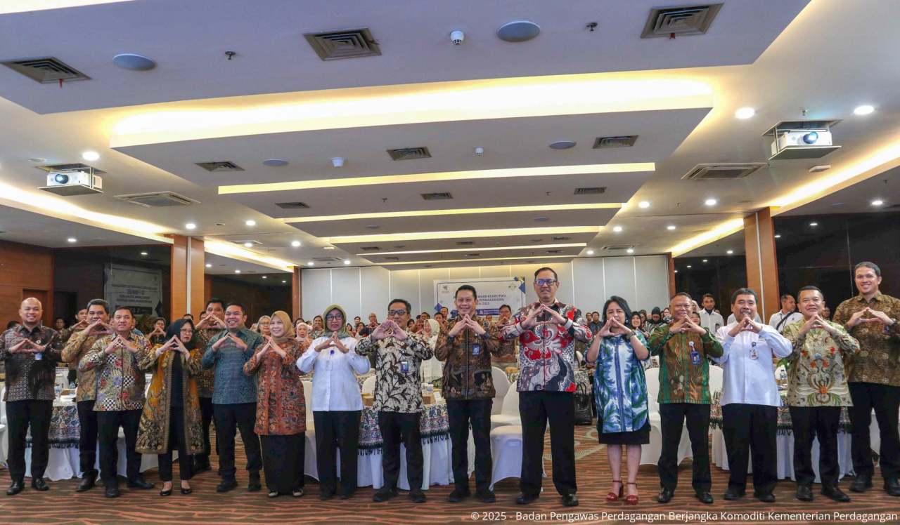 Bappebti dalam Sosialisasi Permendag tentang JRA dan Penerima Piagam Penghargaan Bidang Kearsipan Tahun 2025
