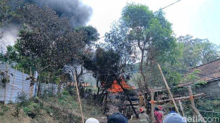 Kementerian ESDM Buka Suara soal Sumur Minyak Terbakar di Blora