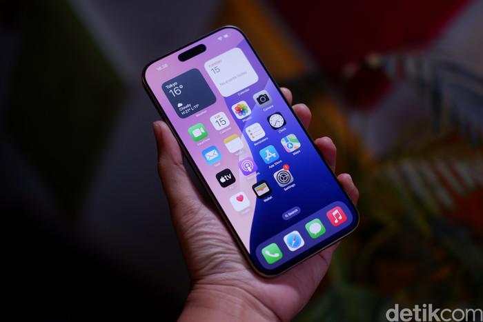 Apple Rogoh Rp 9.700 Triliun Demi Tenangkan Trump