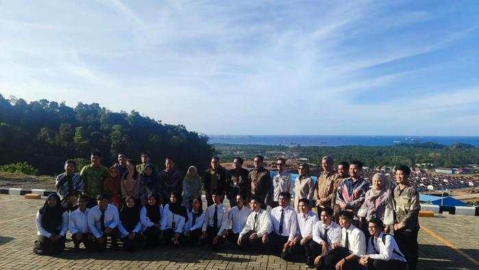 Wamenperin Ajak Mahasiswa Politeknik Logam Bersiap Rebut Peluang Industri Global