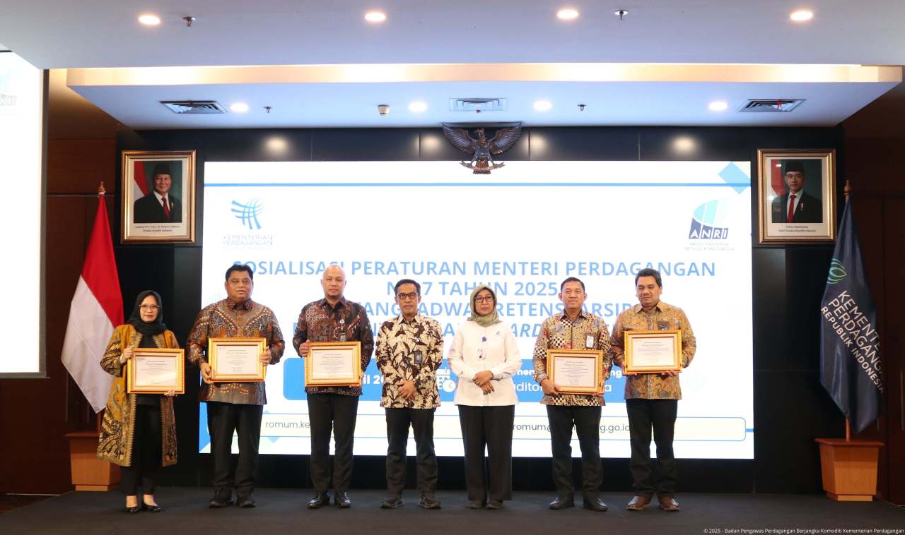 Bappebti dalam Sosialisasi Permendag tentang JRA dan Penerima Piagam Penghargaan Bidang Kearsipan Tahun 2025