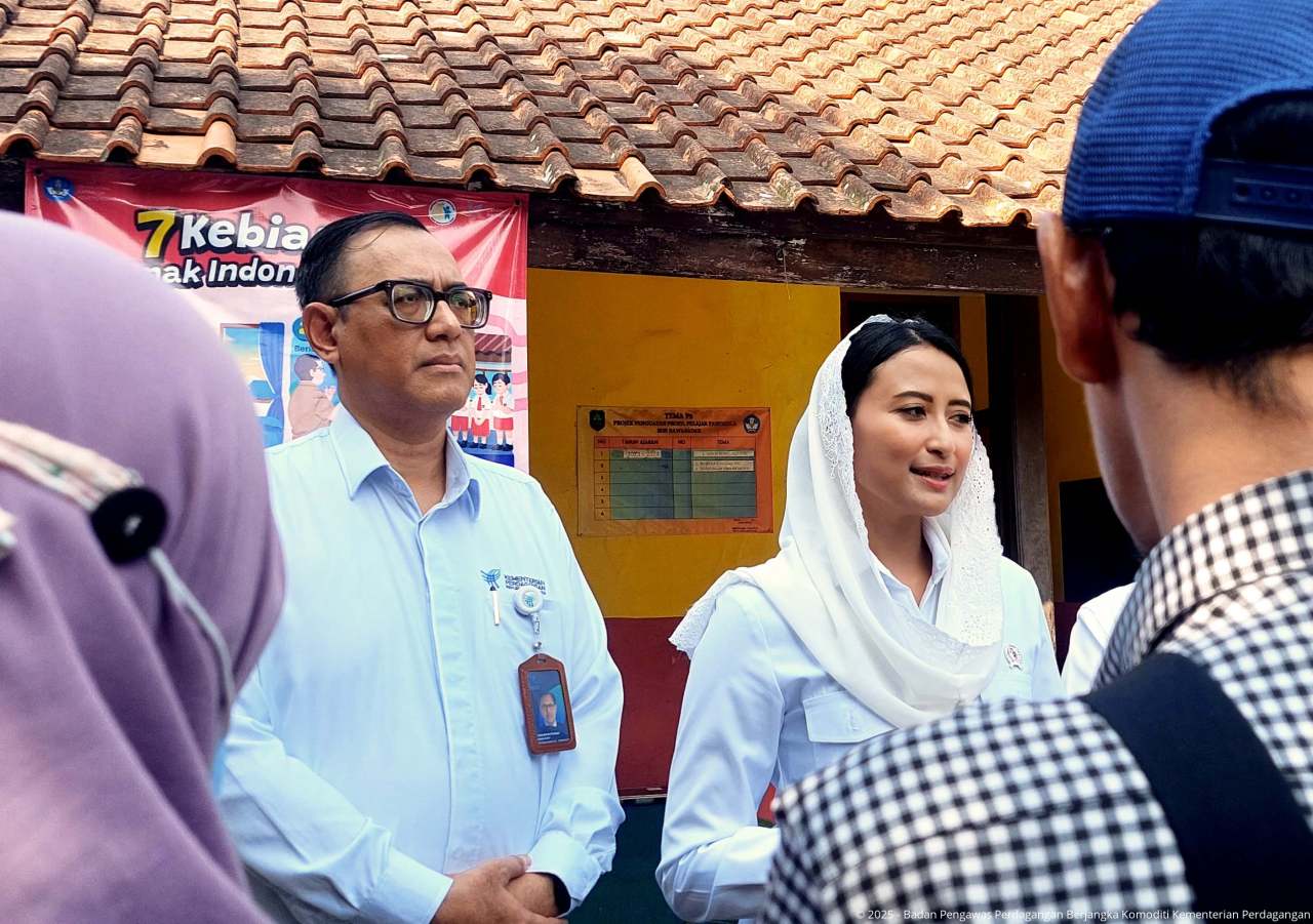 Kepala Bappebti dampingi Wamendag Tinjau Program MBG di SDN Rawabadak Subang