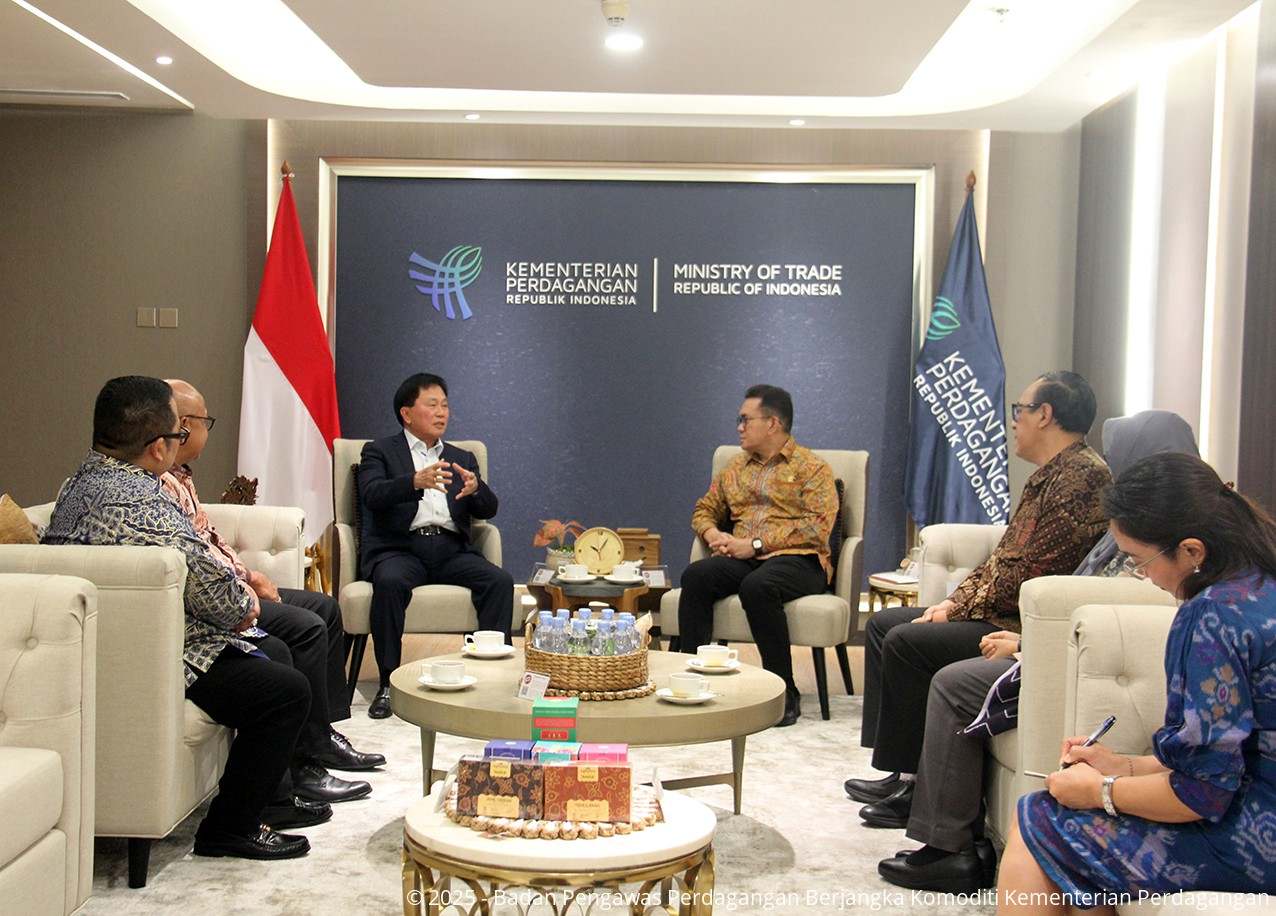 Kepala Bappebti mendampingi Menteri Perdagangan dalam pertemuan bilateral dengan Bursa Komoditi dan Derivatif Indonesia (BKDI)