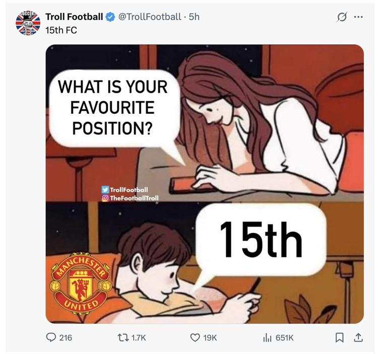 Meme Arsenal Hajar MU: Blunder Bayindir, Onana Dirindu