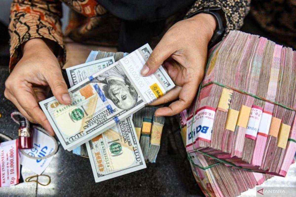 Syukurlah Rupiah Aman Meski Demo Memanas