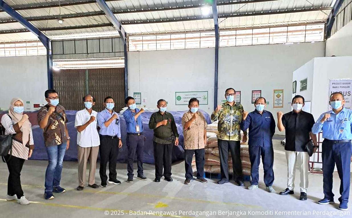 Pengawasan Lembaga dan Transaksi SRG pada Pengelola Gudang KUD Tani Harjo di Gudang SRG Bantul dan PT Sejahtera Pangan Selaras Indonesia di Gudang SRG CV PD Corporation Temanggung