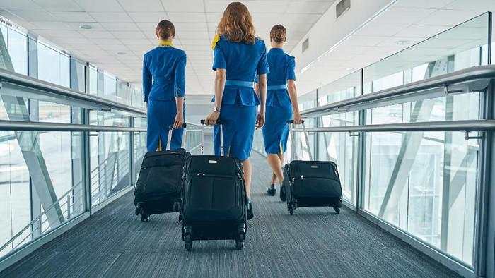 Pramugari Air Canada Unjuk Rasa Tuntut Pembayaran Upah