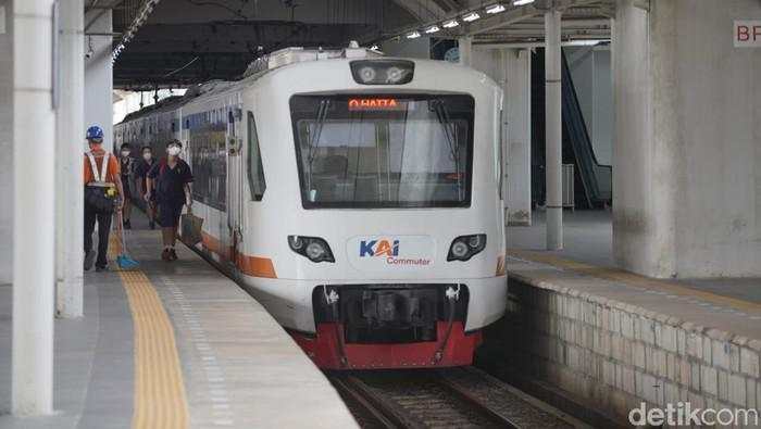 Naik Kereta Bandara Soetta Diskon 45% saat HUT RI
