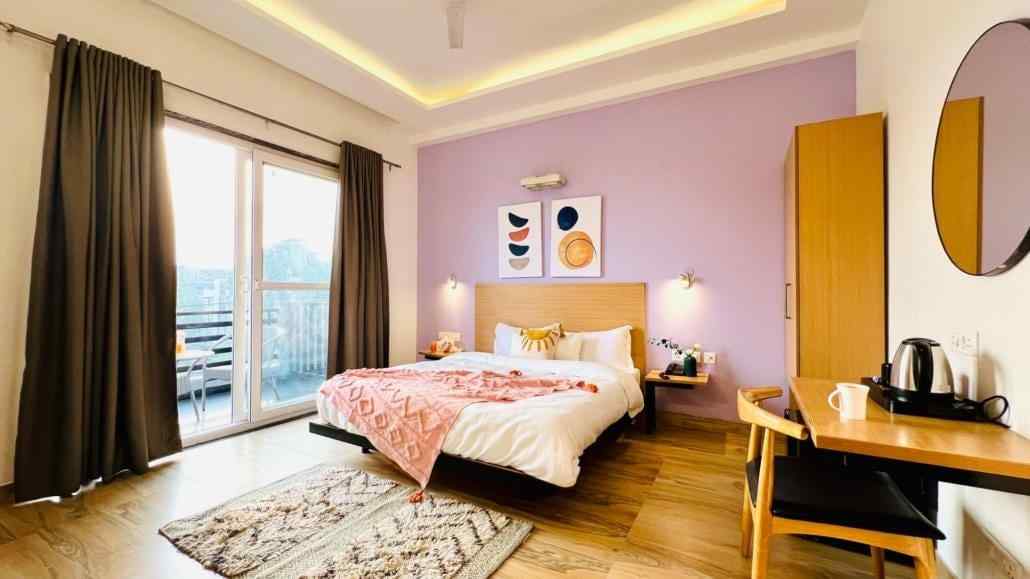 Premium Service Apartments Gurgaon Near Medanta Medicity Hospital for Comfortable Stays