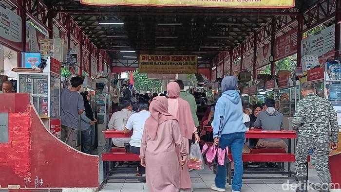 Nggak Cuma Makan Siang, Ini Biaya Terselubung yang Diam-diam Gerogoti Gaji