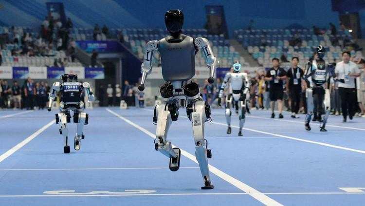China Gelar Pesta Olahraga Robot Humanoid Dunia
