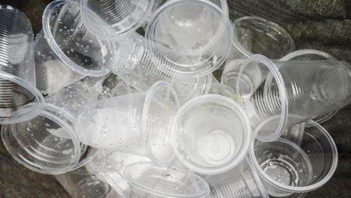 Dunia Rugi Rp 24 Ribu Triliun Imbas Sampah Plastik!