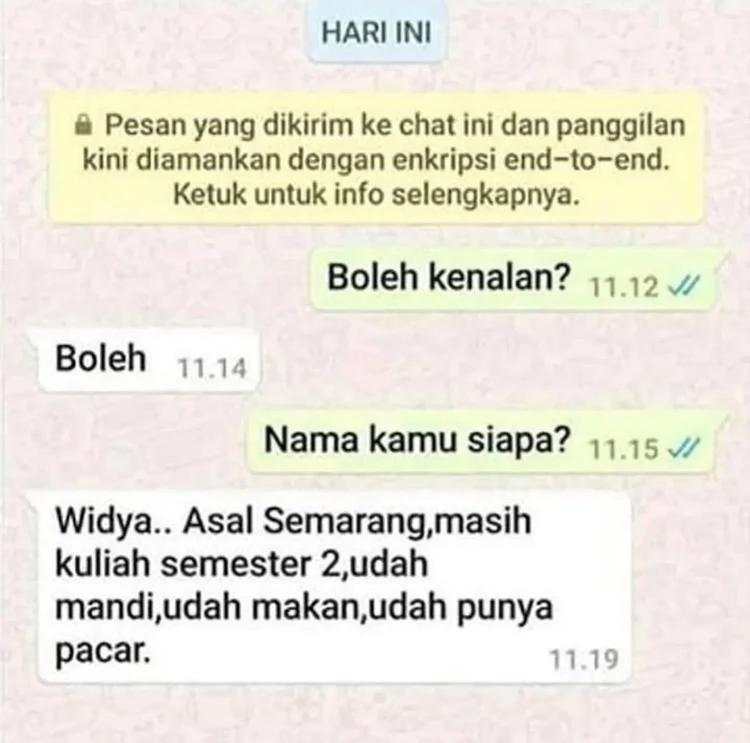 10 Chat Ditolak Gebetan, Malunya Sampai ke Ubun-ubun