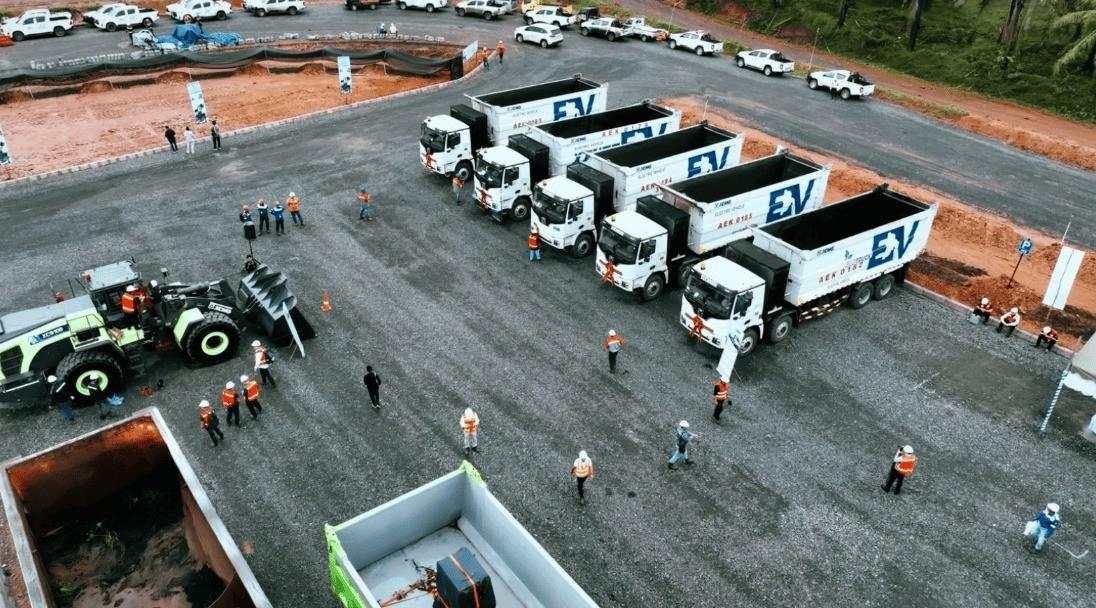 Siapa Pemilik Saham DSSA yang Harganya Hampir Menyentuh Rp100.000 per Lembar?