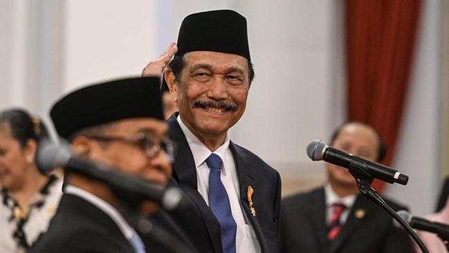 Luhut Soroti Pariwisata Bali: Kelebihan Turis-Sampah Membludak