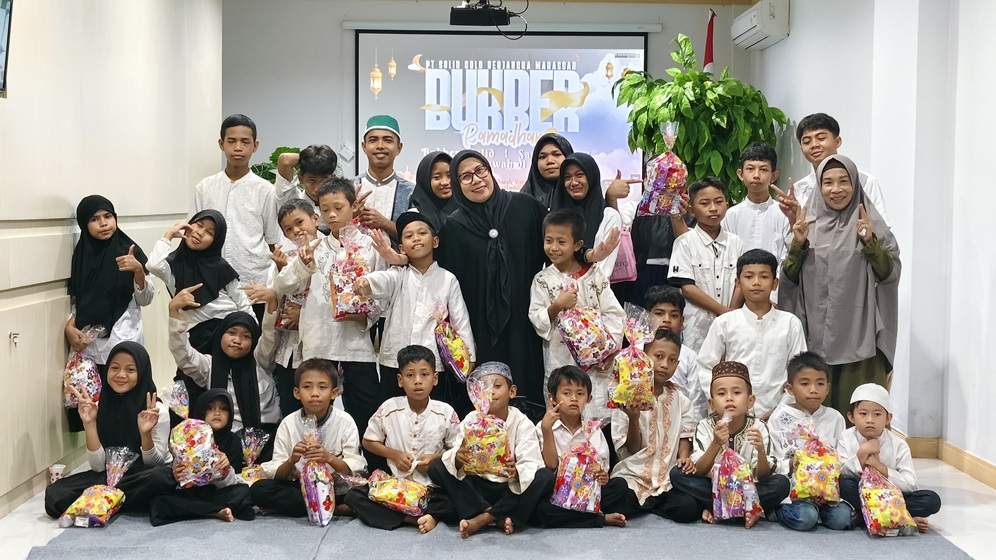 PT SOLID GOLD BERJANGKA BERBUKA PUASA BERSAMA ANAK-ANAK YATIM PIATU