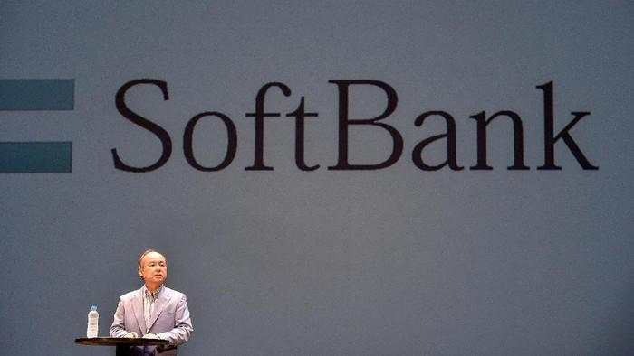 SoftBank Guyur Investasi Rp 32 Triliun ke Intel