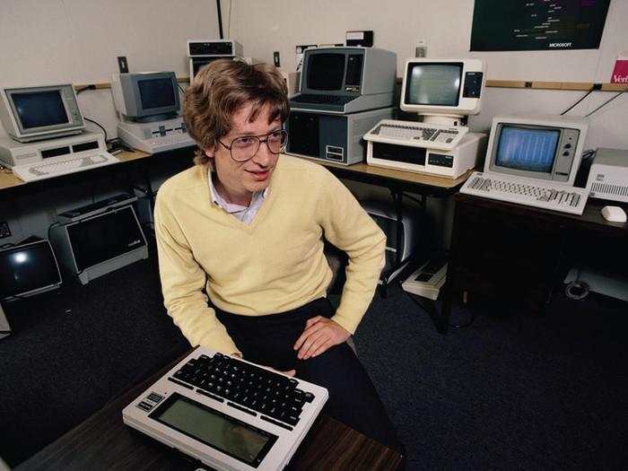 Berbagai Penyesalan Bill Gates: Android Hingga Bahasa Asing