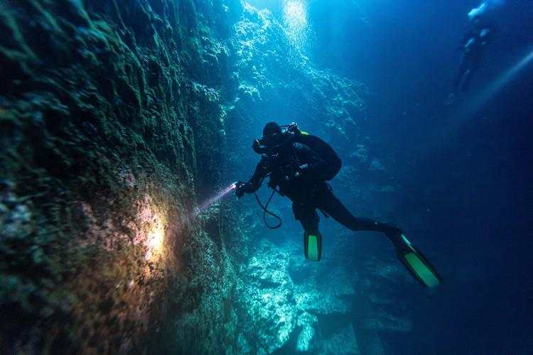 10 Kisah Penjelajah Gua yang Terjebak Hingga Meninggal Dunia
