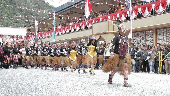 Freeport Serukan Persatuan dalam Keberagaman Lewat Parade Budaya Indonesia