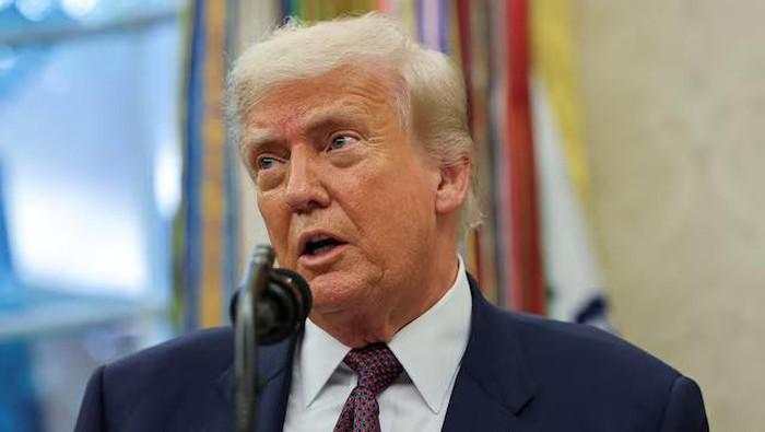 Alasan Trump Tunda Tarif Tinggi ke China