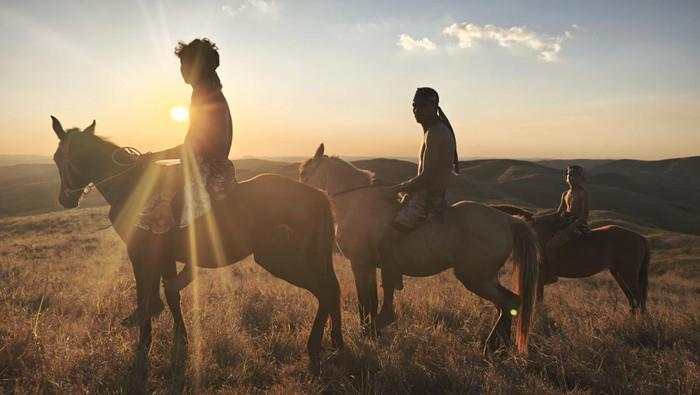Tips Memotret Sunset ala Fotografer Sandy Wijaya