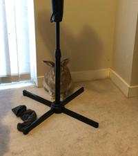 Kala Hewan Lucu Jadi Ninja, Ngumpet di Tempat 'Out of the Box'