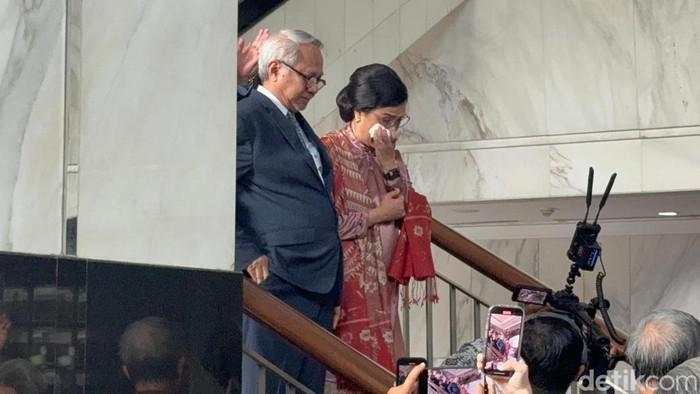Sri Mulyani Menangis Tinggalkan Kemenkeu