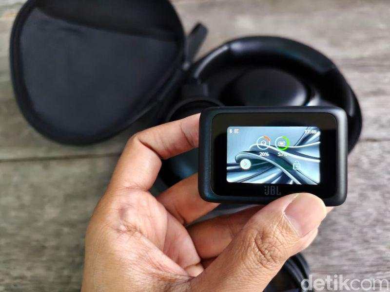 Review JBL Tour One M3: Headphone Premium Baterai Super Awet