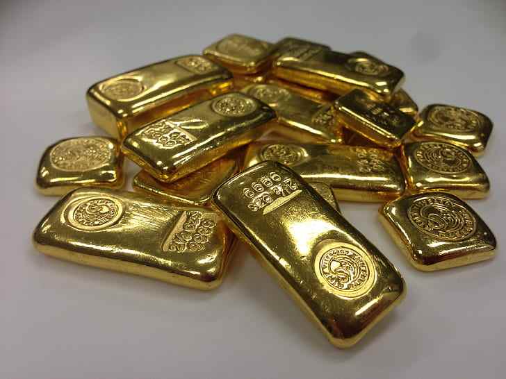 Harga Emas Melemah Karena Dolar Menguat Setelah Pertemuan Fed, Komentar Powell