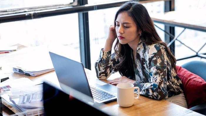 Puluhan Juta Warga Kerja Tanpa Dibayar, Tanda Ekonomi RI Rapuh?