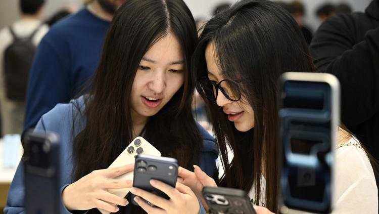 Penjualan Perdana iPhone 17 Disambut Meriah di Apple Store Sydney