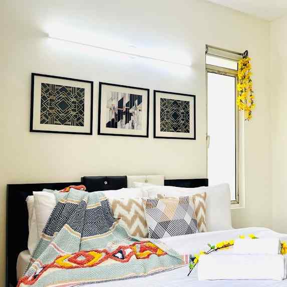 Service apartments dlf Cyber city Gurgaon