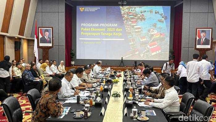 Menteri-menteri Prabowo Kumpul di Kantor Airlangga, Bahas Apa?