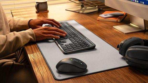 Logitech Rilis Keyboard Tenaga Cahaya di RI Harga Rp 1,7 Juta