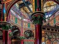 Foto Bangunan Bersejarah yang Bikin Melongo