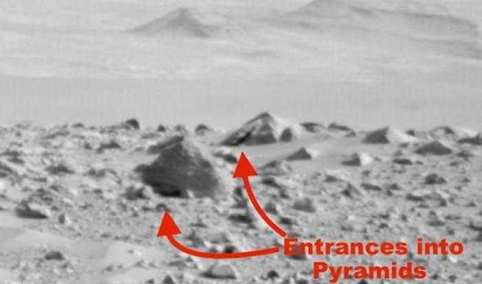 Ilmuwan Menemukan Piramida yang Lebih Besar dari Giza di Mars