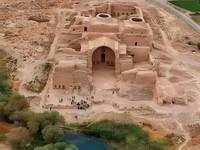 Foto Bangunan Bersejarah yang Bikin Melongo